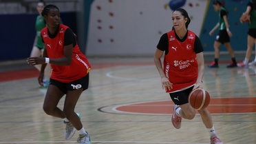 16 Yaş Altı Kız Basketbol Takımı Kampı Tamamlandı