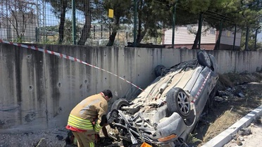 Hatay'da Takla Atan Araçta Sürücü Yaralandı