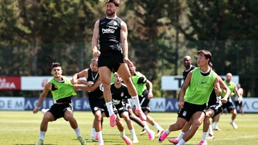 Beşiktaş, Midtjylland Maçına Hazırlanıyor
