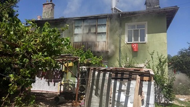 Seydişehir'de Yangın: 5 Çocuk Kurtarıldı
