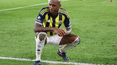 Fenerbahçe'de Talisca kararı Polonya'dan sonra verilecek