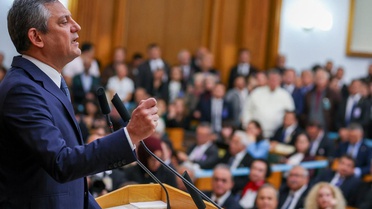 Özgür Özel ile yeni partiye geçecek vekiller belli oldu! İşte isim isim o liste