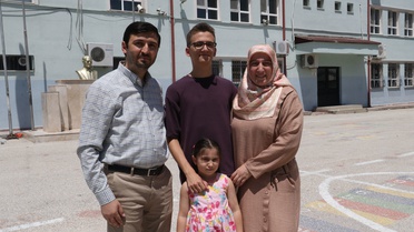 Abdullah Uslu, YKS'de Türkiye Birincisi Oldu