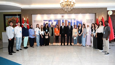 Vali Baruş, Uluslararası Öğrencileri Kabul Etti