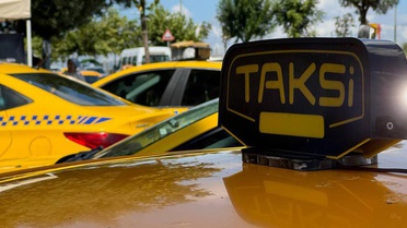Taksi şoförünün yolcusuna attığı cinsel içerikli mesajlar ortaya çıktı