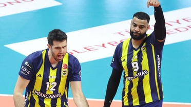 Fenerbahçeli iki yıldızın arasında kavga: Birbirlerine girdiler