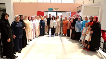 Kadın Emeği Merkezi'nde yıl sonu sergisi açıldı