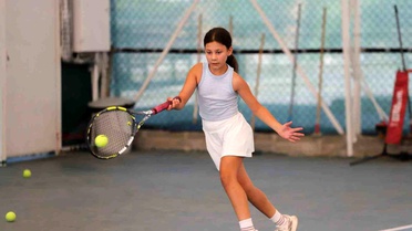 Menteşe'de Ücretsiz Tenis Kursları Başladı