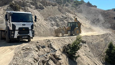 Onikişubat Belediyesi, ilçe genelinde ulaşım seferberliğini sürdürüyor