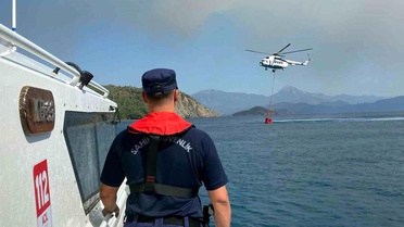 Fethiye'de Orman Yangınına Hava ve Kara Müdahalesi