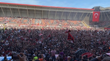 Şampiyon Çorum'da yıldız futbolcu ortadan kayboldu! Tüm şehir onu arıyor