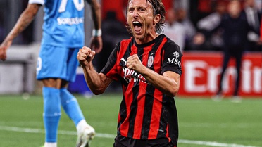 41 yaşındaki Modric'ten bir yeni imza daha