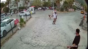 Akyaka'da Bıçaklı Kavga: İki Yaralı