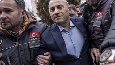 Eski Vali işkenceci çıktı! Sosyal medya kullanıcısına neler yaptırmış neler