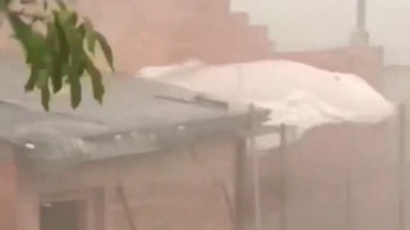 İpsala'da Doluyla Yağış Hayatı Olumsuz Etkiledi