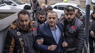 Yazışmalar ortaya çıktı! Tuncay Sonel istedi, polis paketleyip götürdü