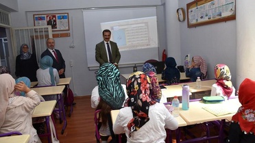 Kaymakam Güldoğan Yaz Kur'an Kursu'nu Ziyaret Etti