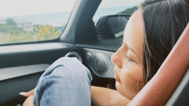 Los Angeles’tan Dünyaya: Elif’ten İlk Tekli “Hurt You”