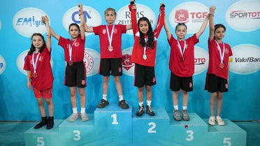 Tokatlı Kız Güreşçilerin Başarısı