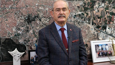 Yılmaz Büyükerşen CHP'den istifa etti