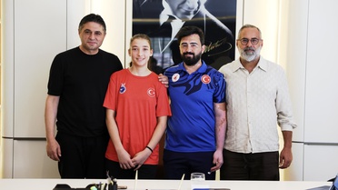 Aliağalı taekwondocu Merve Nisa Mızrak, Türkiye’yi temsil edecek
