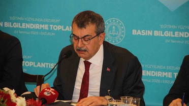Bakan Tekin Erzurum'da Eğitim Projelerini Tanıttı