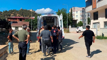 Sinop'ta inşaat işçisi 4. kattan düştü
