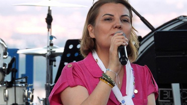 İzmit Belediye Başkanı Fatma Kaplan Hürriyet görevden uzaklaştırıldı