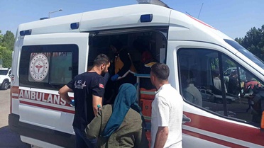 Seydişehir'de Trafik Kazası: 3 Yaralı