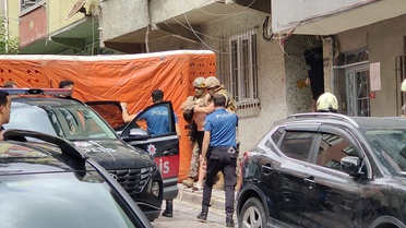 Uyuşturucu Bağımlısı Aileyi Rehin Aldı