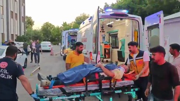 Kahta'da Kamyonet Devrildi: 6 Yaralı