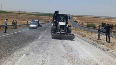 Hafriyat Kamyonu Devrildi, Sürücü Yaralandı
