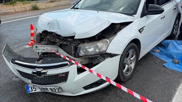 İzmir'de Trafik Kazası: 1 Ölü, 5 Yaralı