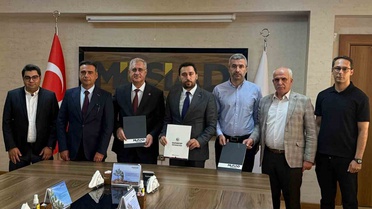 GAÜN ve MÜSİAD'dan Ticaret Akademisi