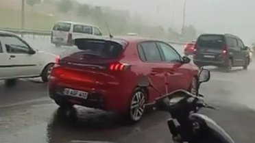 Mudanya'da Şiddetli Sağanak Kuryeleri Vurdu