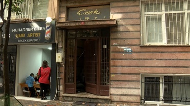 Şişli’de binanın duvarı çökünce mahalleli deprem oldu zannetti