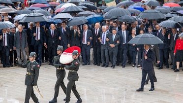 Özgür Özel Anıtkabir'i Ziyaret Etti