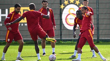 Galatasaray Avusturya'da Hazırlıklarını Sürdürüyor