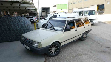 Sıcaktan bunaldı, 1988 model aracına otobüs kliması taktırdı