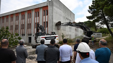 Sinop'ta Eski Hastane Yıkılıyor