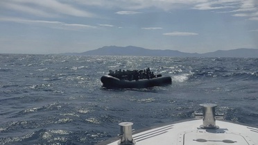 43 Kaçak Göçmen Ayvacık'ta Yakalandı
