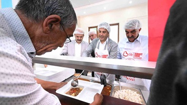Başkan Akın'dan İvrindi'de toplu hizmet açılışı