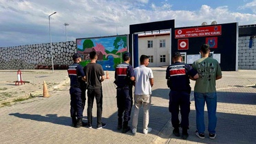 Afyonkarahisar'da 34 Aranan Yakalandı