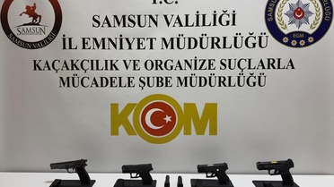 Samsun'da Silah ve Kaçak Tütün Operasyonu