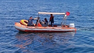 Mudanya'da Genç Botla Sürüklendi, Kurtarıldı