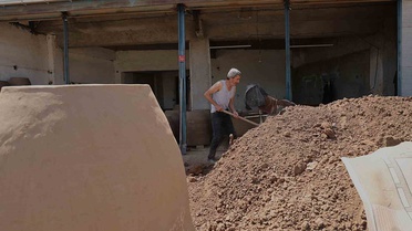 Toprak, saman ve keçi kılıyla yapılıyor ve 18 yıla kadar dayanıyor: Fiyatı 12 bin TL