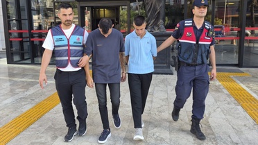 Alanya'da Hırsızlık Şüphelileri Tutuklandı