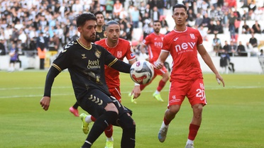 Altay'da Belirsizlik İki Futbolcuyu Yolda Bıraktı