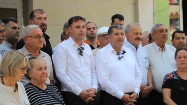 Bayındır’da CHP’den toplu istifa: Belediye Başkanı Sakarsu ve partililer Yeni Parti’ye katıldı