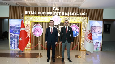 Bitlis Valisi'nden Yeni Başsavcıya Ziyaret